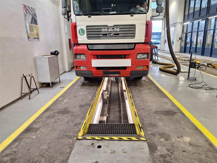 Slika /2024/Promet/Kamion na tehničkom/IMG-aa09b9114eff4658fbbec2f8e076833a-V.jpg